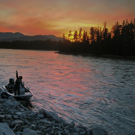 Skeena River House Bed & Breakfast Terrace Dış mekan fotoğraf